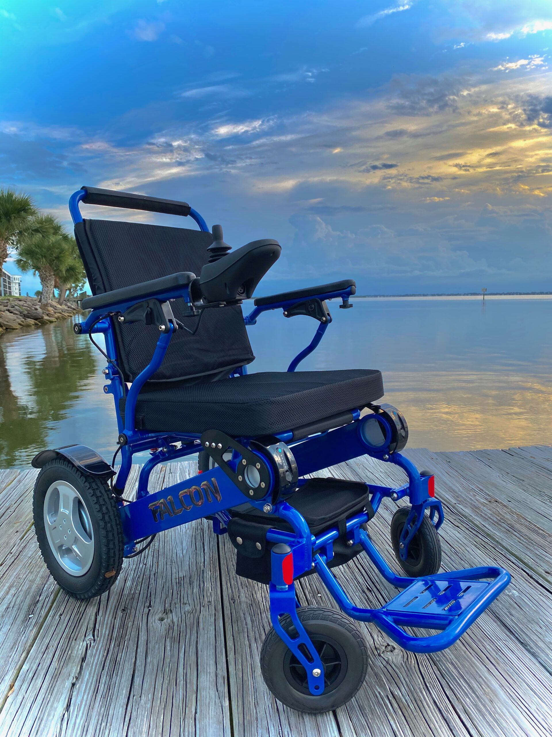 KosmoCare-Deluxe Heavy Duty Wheelchair, Heavy Duty Folding Wheelchair